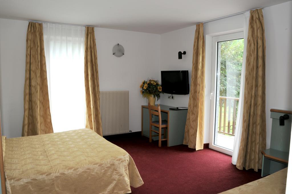 Hotel Sport Pieve Di Ledro Habitación foto