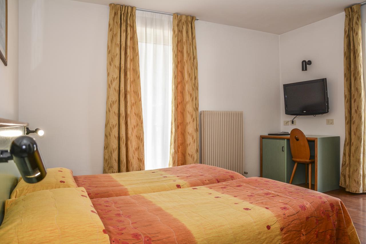 Hotel Sport Pieve Di Ledro Exterior foto
