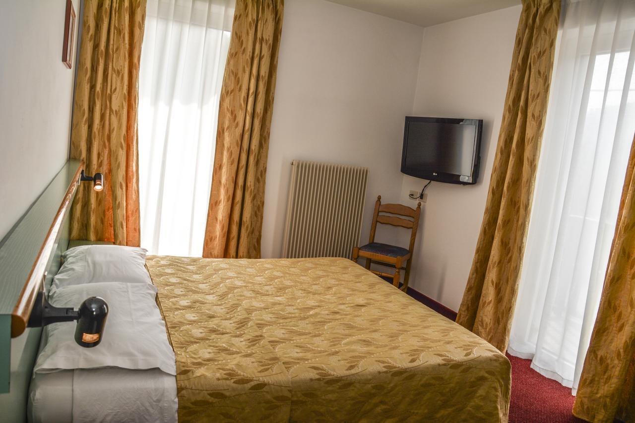 Hotel Sport Pieve Di Ledro Exterior foto
