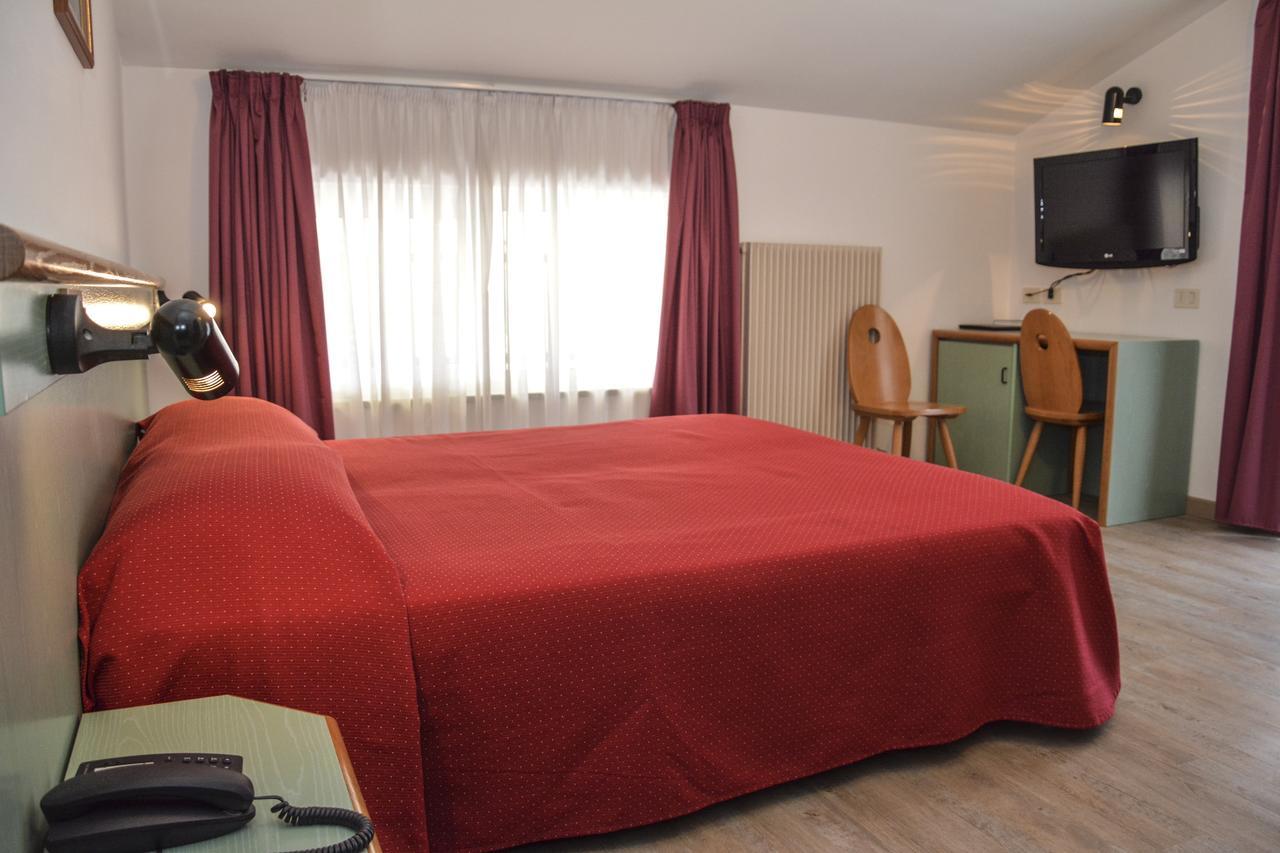 Hotel Sport Pieve Di Ledro Exterior foto